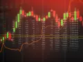 Wykres świecowy z widocznym wzorem Wyckoffa, analizujący ruchy cenowe na rynku finansowym.