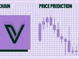 Vechain kurs: wykres świecowy z prognozą ceny. Logo Vechain obok.