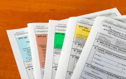 Formularze PIT-36, PIT-37, PIT-38, PIT-28 i PIT-36L. Dokumenty do rozliczenia jednoosobowa działalność gospodarcza jaki PIT.