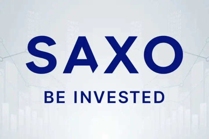Saxo Bank Polska – inwestuj z nami. Logo Saxo na tle wykresów giełdowych.